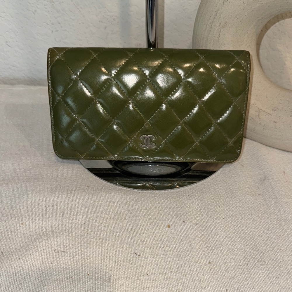 Authentic Chanel Caviar Green Quilted Wallet